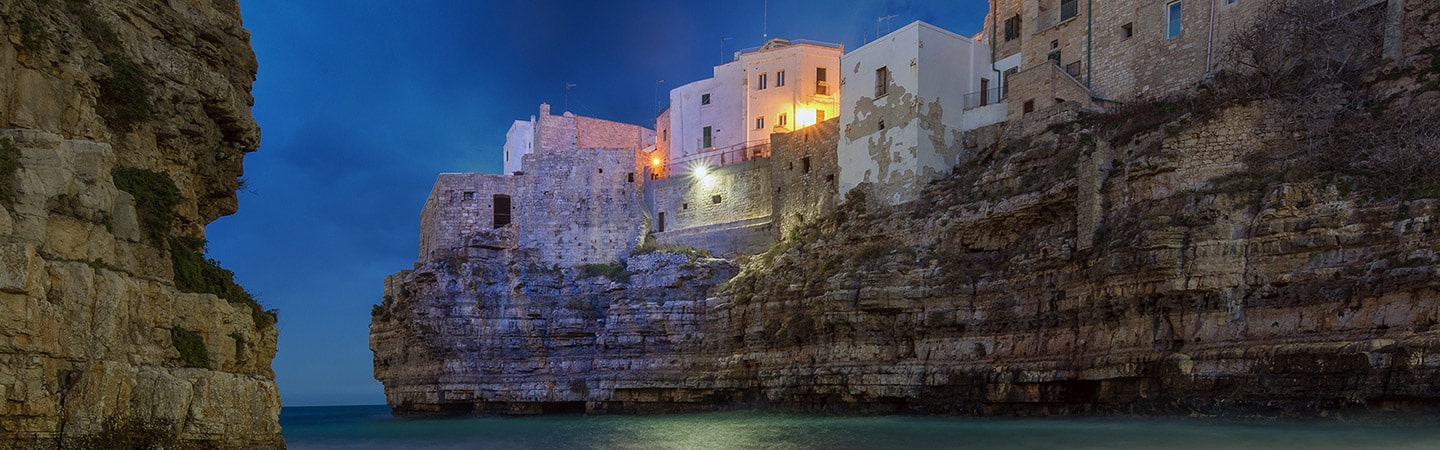 hero dintorni polignano desk