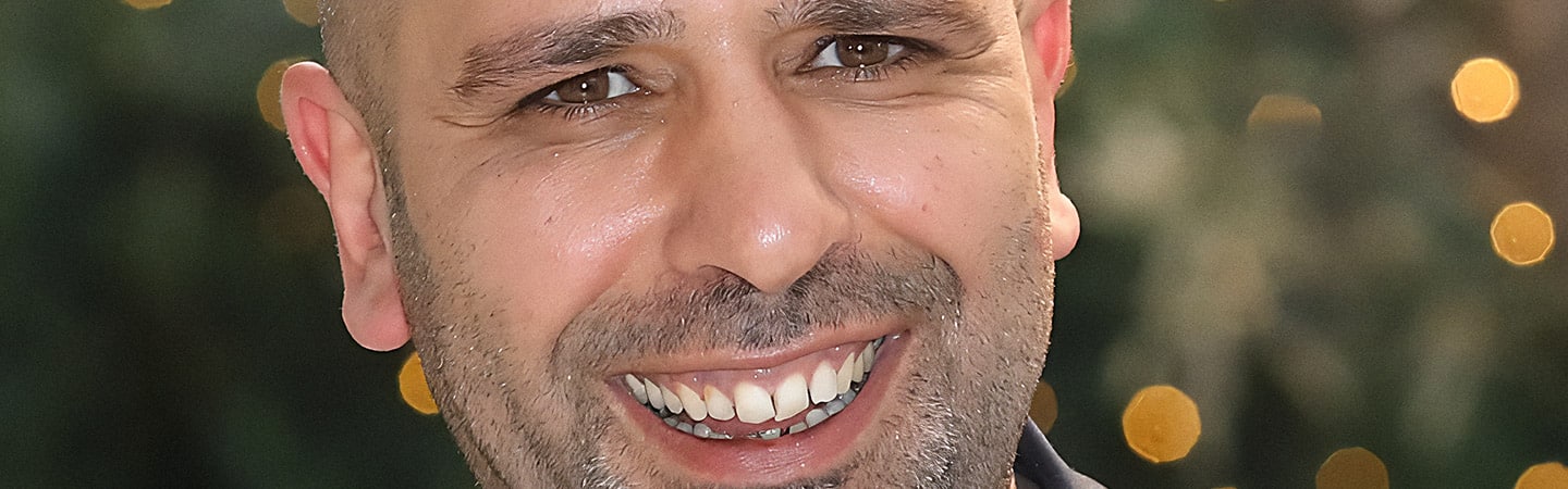 new hero personaggi desk